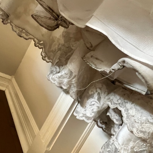 Kimora by Sottero and Midgley Wedding Dress - Picture 11 of 16